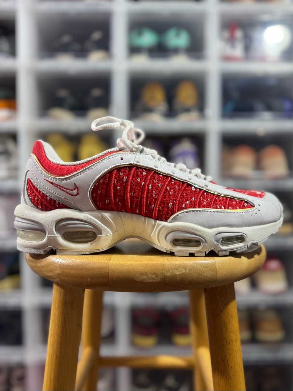Nike X Supreme Tailwind 4 ‘University Red’